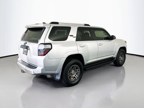 Used 2018 Toyota 4Runner TRD Off-Road w/ TRD Performance Package image 7