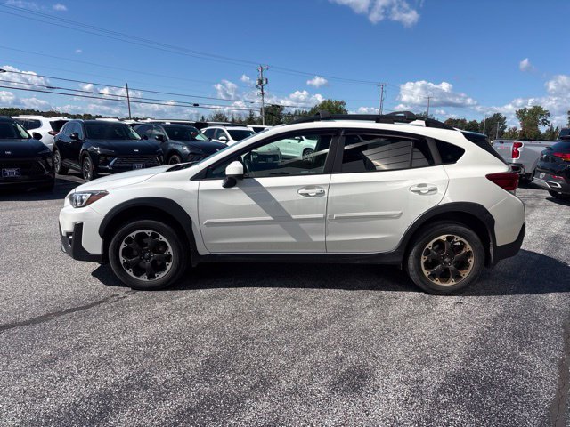 Used 2021 Subaru Crosstrek 2.0i Premium w/ Moonroof Package AWD/4WD image 2