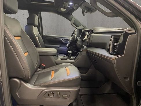 Used 2024 GMC Sierra 1500 AT4 w/ Technology Package AWD/4WD image 22