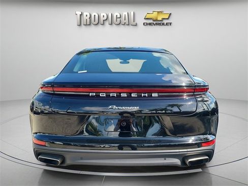 Used 2025 Porsche Panamera 4 image 4