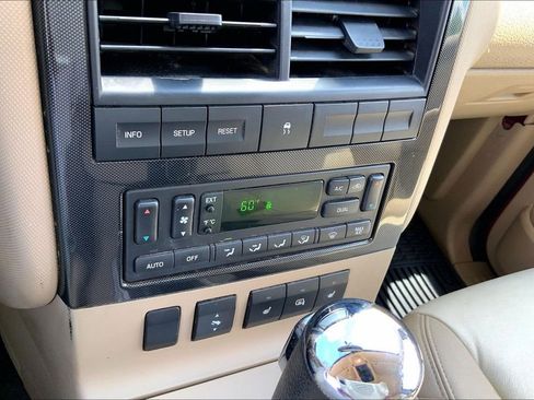 Used 2010 Ford Explorer Sport Trac Limited RWD image 15