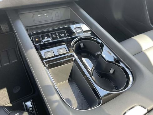 New 2025 Nissan Murano SL image 23