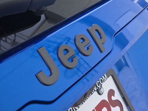 New 2026 Jeep Cherokee Limited image 7