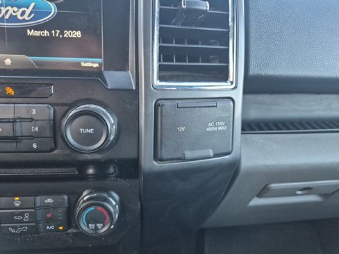 Used 2015 Ford F150 XLT w/ Equipment Group 302A Luxury image 33