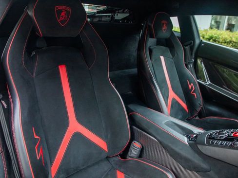 Used 2016 Lamborghini Aventador LP 750-4 Superveloce image 83
