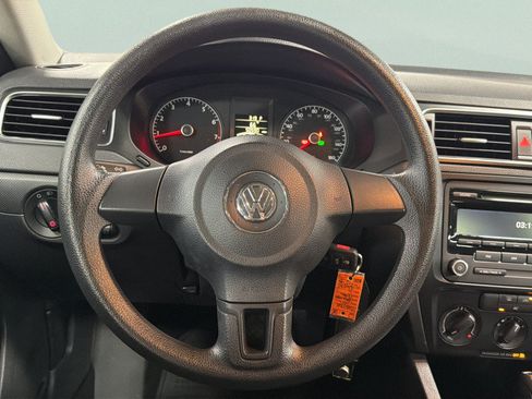Used 2012 Volkswagen Jetta Sedan FWD image 35