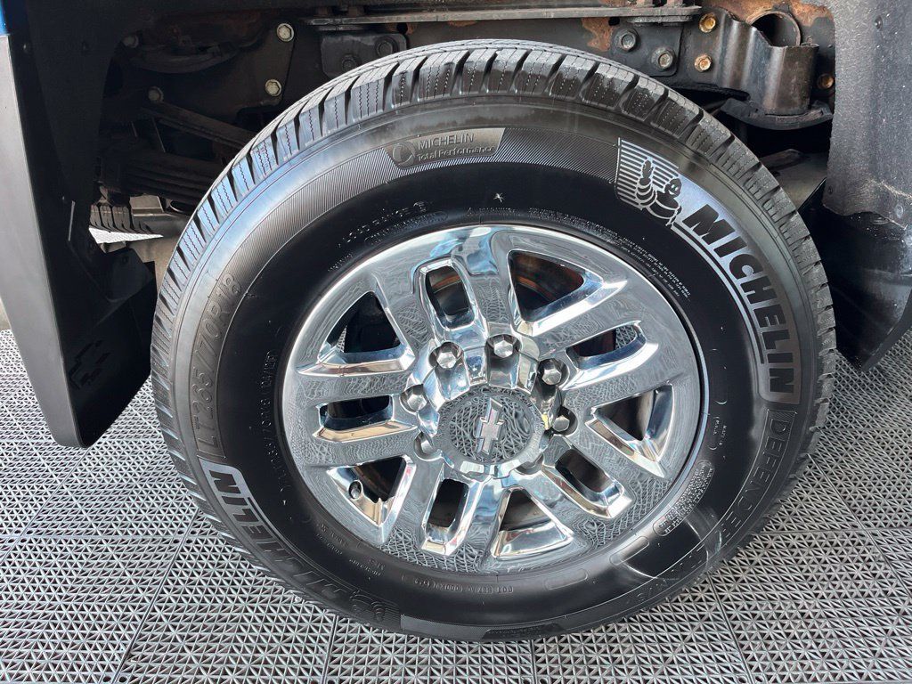 Used 2019 Chevrolet Silverado 3500 LTZ w/ Duramax Plus Package AWD/4WD image 22