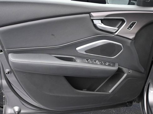Certified 2025 Acura RDX SH-AWD image 10