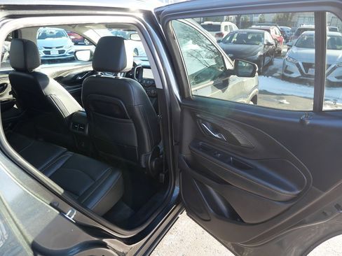 Used 2019 GMC Terrain SLT w/ Preferred Package image 30