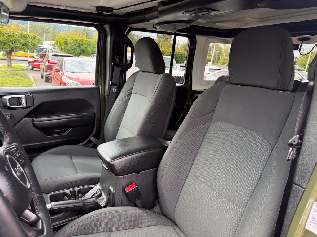 Used 2023 Jeep Wrangler Unlimited Sport AWD/4WD image 16