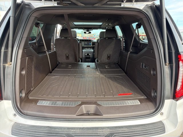 Used 2022 GMC Yukon XL Denali AWD/4WD image 21