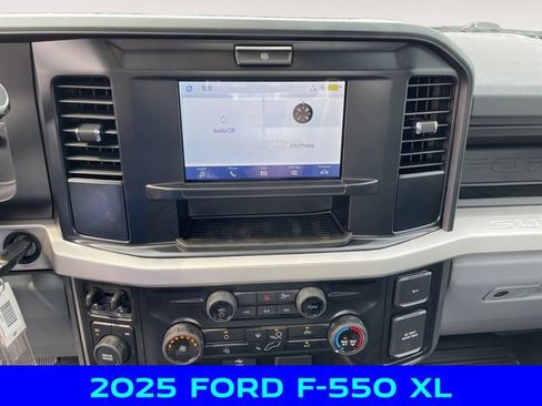 New 2025 Ford F550 4x4 Regular Cab Super Duty w/ XL Chrome Package image 10