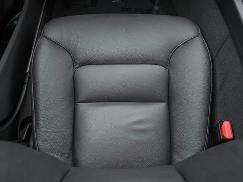 Used 2025 Volvo V60 B5 Cross Country Plus image 30