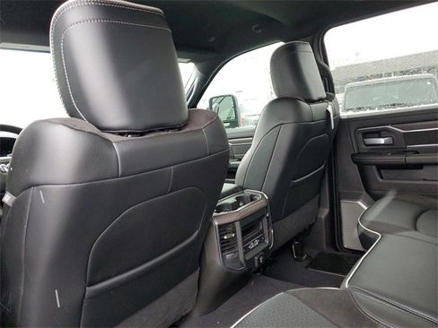 Used 2025 RAM 3500 Laramie image 31