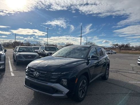 New 2026 Hyundai Tucson SEL image 1