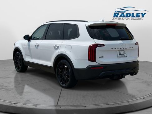 Used 2022 Kia Telluride SX w/ Nightfall Edition Package AWD/4WD image 4