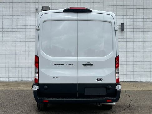 New 2026 Ford Transit 250 148 Medium Roof Extended AWD w/ Load Area Protection Package image 5