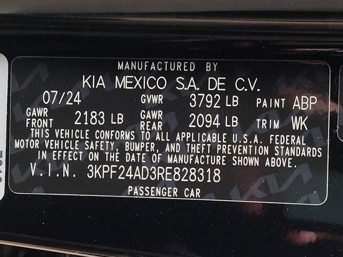 Used 2024 Kia Forte LXS FWD image 33