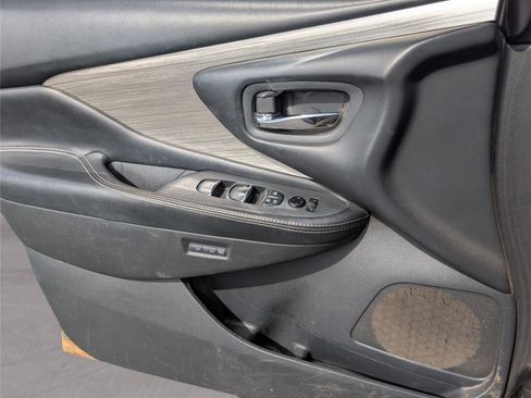 Used 2016 Nissan Murano Platinum w/ Platinum Technology Package image 14