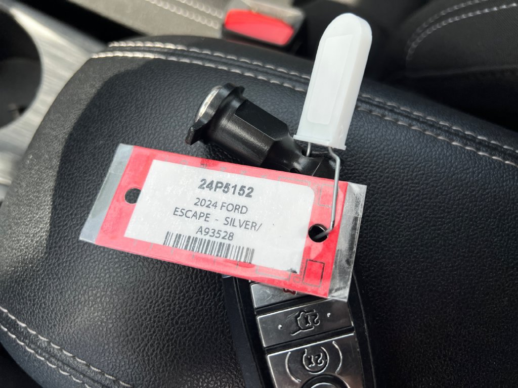 Used 2024 Ford Escape Active AWD/4WD image 37