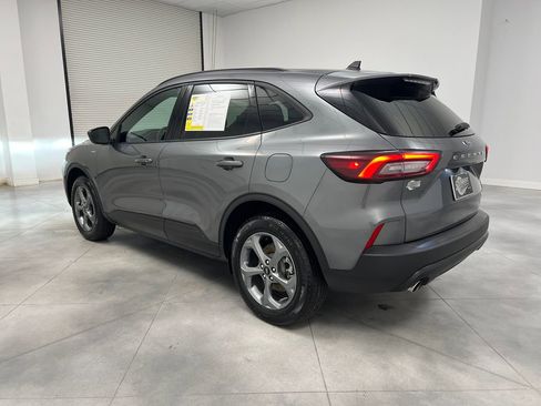 Used 2025 Ford Escape ST-Line AWD/4WD image 5
