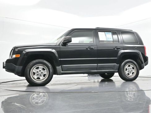 Used 2011 Jeep Patriot Sport w/ PWR Value Group AWD/4WD image 38