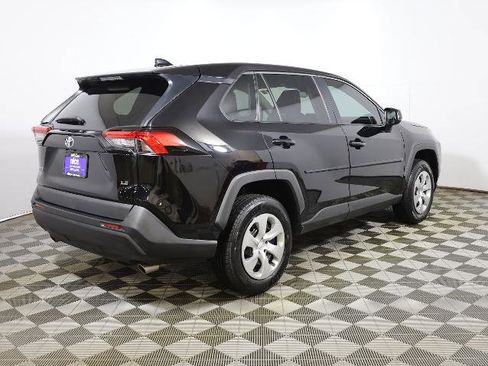 Used 2023 Toyota RAV4 LE FWD image 5