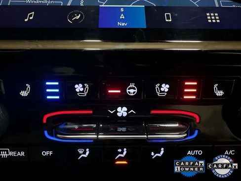 Used 2023 Jeep Grand Cherokee Limited w/ Luxury Tech Group II image 51