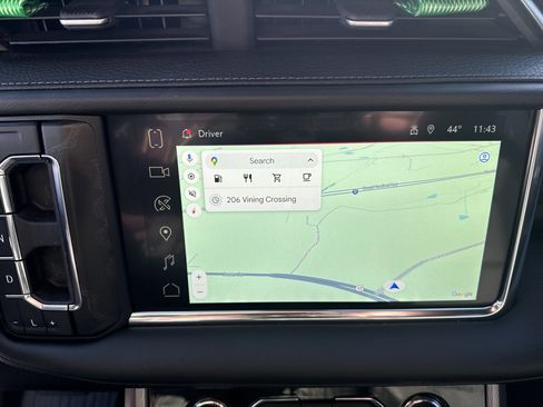 Used 2022 GMC Yukon XL Denali image 30