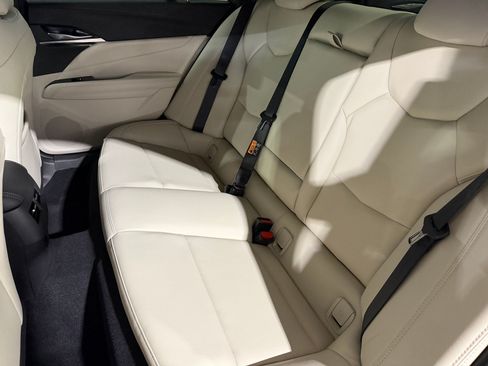 Certified 2026 Cadillac CT4 Luxury RWD image 35