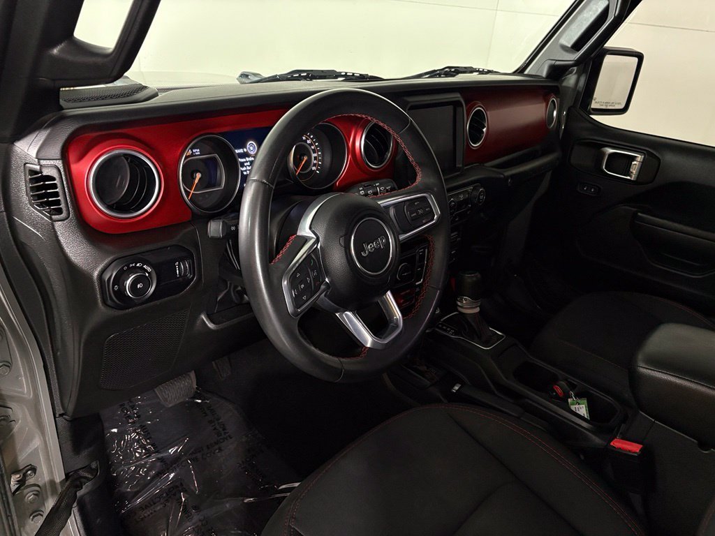 Used 2023 Jeep Wrangler Unlimited Rubicon AWD/4WD image 16