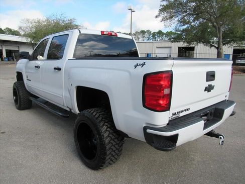 Used 2018 Chevrolet Silverado 1500 LT w/ All Star Edition image 5