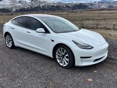 Used 2018 Tesla Model 3 Long Range image 10