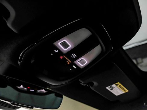 Used 2021 Polestar Polestar 2 w/ Performance Package image 36