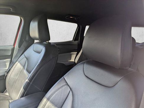 Used 2025 Jeep Compass Limited AWD/4WD image 14