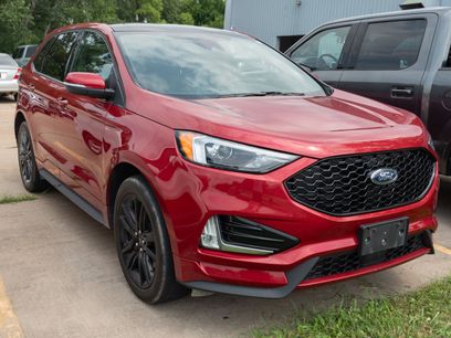 Used 2020 Ford Edge ST-Line w/ Cold Weather Package
