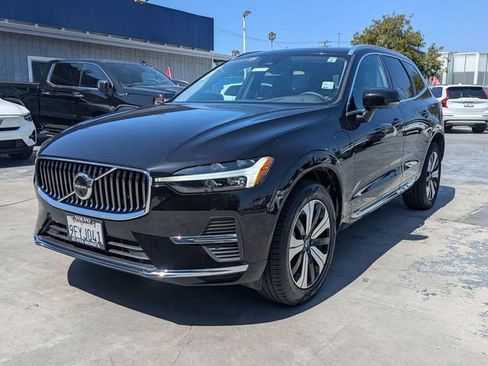 Certified 2023 Volvo XC60 T8 Plus w/ Climate Package image 7