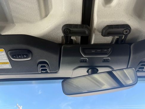 Used 2021 Jeep Gladiator Mojave AWD/4WD image 8
