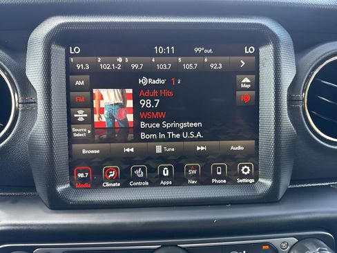 Used 2022 Jeep Gladiator Overland image 16