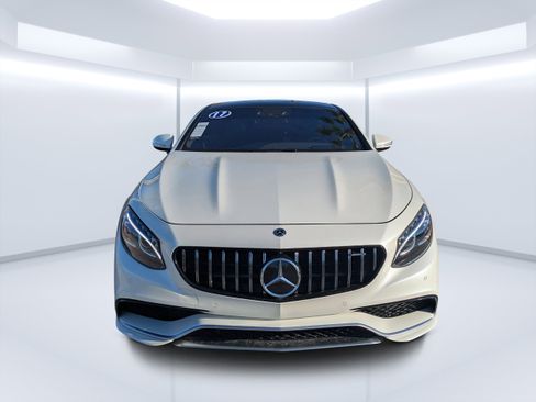 Used 2017 Mercedes-Benz S 63 AMG 4MATIC Coupe image 11