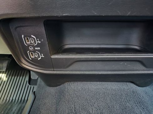 Used 2020 RAM 3500 Tradesman image 21