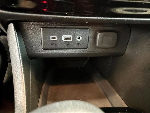 Used 2023 Buick Encore GX Preferred w/ Cold Weather Comfort Package image 26