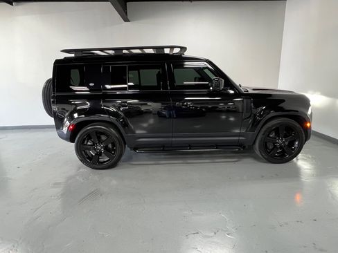 Used 2020 Land Rover Defender 110 HSE image 13