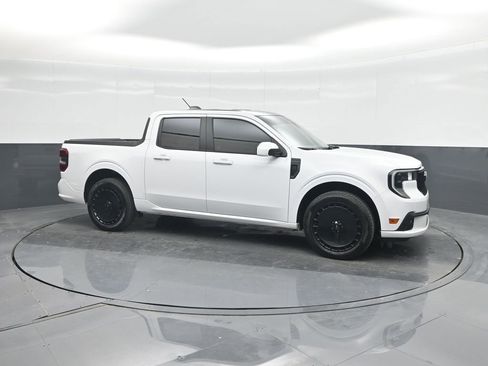 Certified 2025 Ford Maverick Lobo image 11