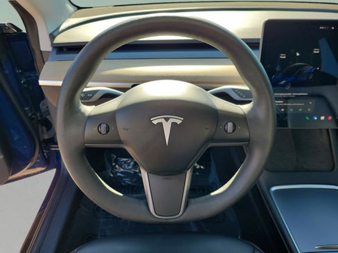 Used 2021 Tesla Model 3 Long Range image 22