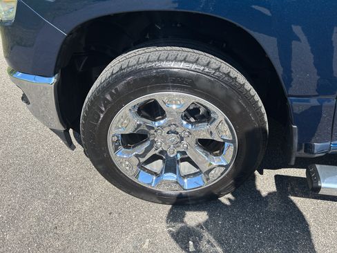 Certified 2023 RAM 1500 Big Horn AWD/4WD image 12