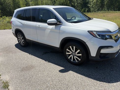 Used 2020 Honda Pilot EX-L image 3