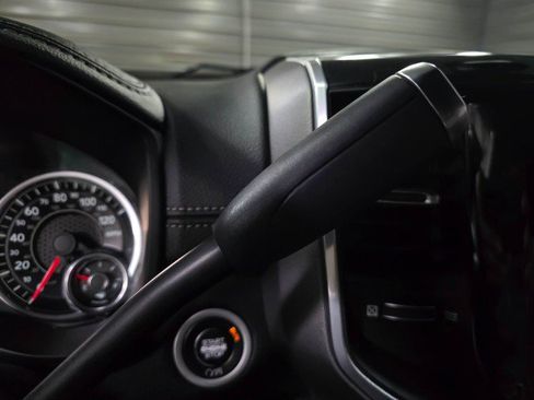 Used 2020 RAM 3500 Laramie image 25