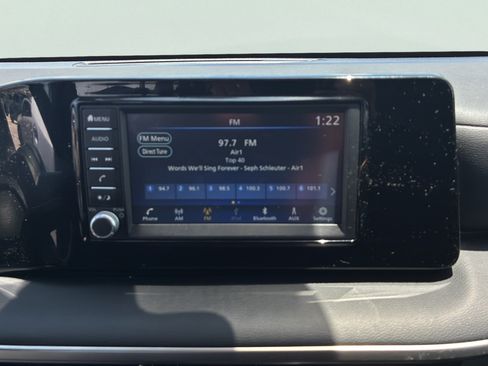 Used 2025 Nissan Kicks S FWD image 22