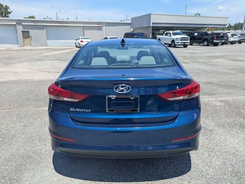 Used 2018 Hyundai Elantra SEL FWD image 5